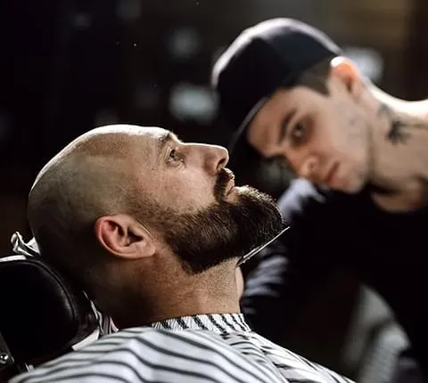 Garder sa Barbe au Top : Conseils d'Entretien Incontournables